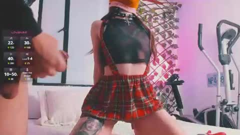 traamadoll online show from July 4, 4:27 am