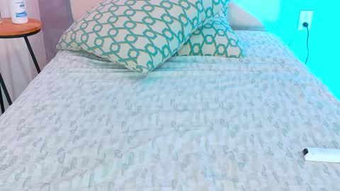 tracielowe_w online show from October 12, 5:55 am