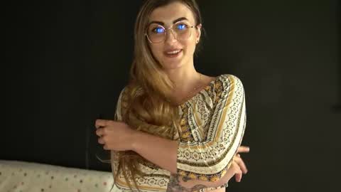 Tracy online show from May 17, 6:50 pm