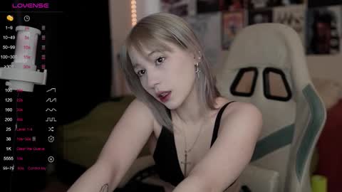 Ariana and Erik online show from February 24, 12:08 pm