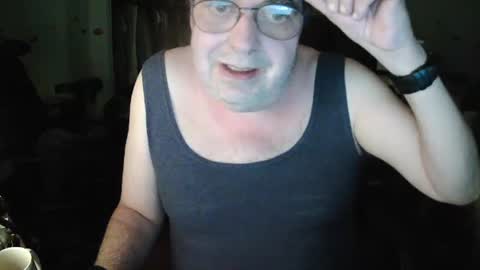 Snapshot of transmtfhello chatting on December 31, 10:34 pm Peter online show from December 31, 10:34 pm