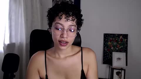 Emily online show from November 27, 7:54 pm