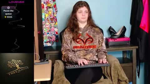 TreeJeanne online show from January 18, 6:28 pm