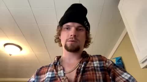 treeman817 online show from October 28, 5:36 pm