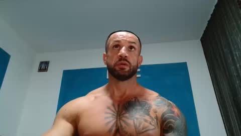Snapshot of tridentmuscles chatting on October 5, 9:33 pm tridentmuscles online show from October 5, 9:33 pm