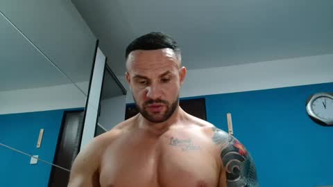 Snapshot of tridentmuscles chatting on January 28, 10:01 pm tridentmuscles online show from January 28, 10:01 pm