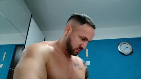 Snapshot of tridentmuscles chatting on February 11, 12:36 pm tridentmuscles online show from February 11, 12:36 pm