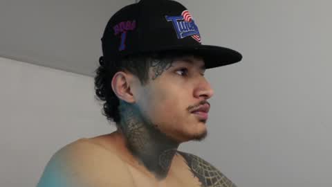 - trieone online show from February 4, 6:04 am