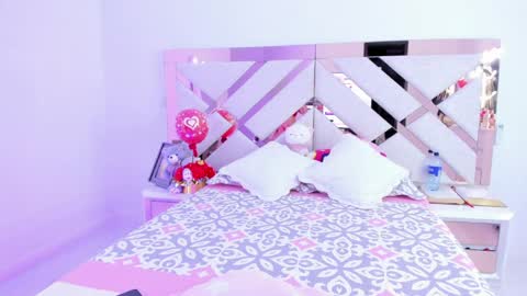 Trissha online show from March 24, 2:01 pm