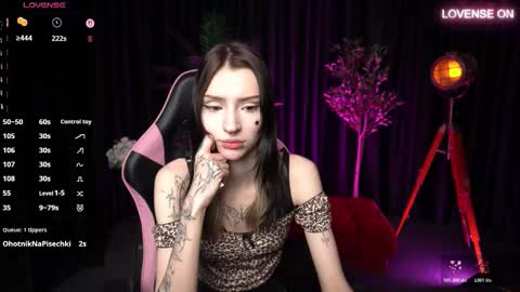 trix_void online show from February 5, 11:47 am