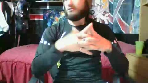 Snapshot of trizquelmen chatting on October 29, 2:41 pm Andrew online show from October 29, 2:41 pm