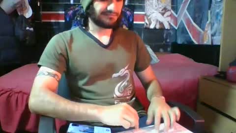 Snapshot of trizquelmen chatting on September 26, 4:48 pm Andrew online show from September 26, 4:48 pm