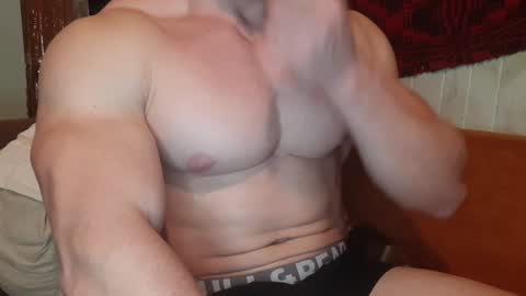 Troncq online show from February 4, 6:17 pm