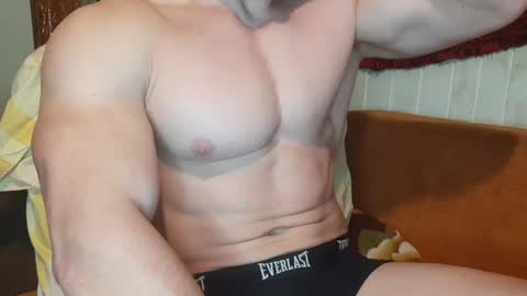 Troncq online show from January 28, 7:00 am