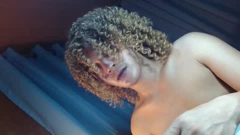 Goddess Mira online show from December 3, 9:21 am