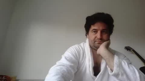 Snapshot of tsartan111 chatting on October 26, 10:27 am tsartan111 online show from October 26, 10:27 am
