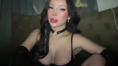 TAM THE GODDESS online show from October 9, 5:51 pm