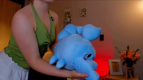 Tsuky online show from March 6, 2:32 am