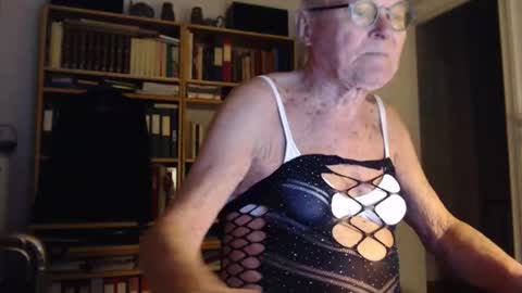 FINN but call me NANNA online show from January 10, 3:37 pm