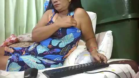 Mae online show from September 10, 11:28 pm