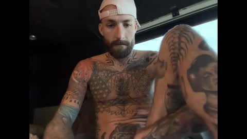 Snapshot of tuhands chatting on October 10, 12:33 pm Tuhands online show from October 10, 12:33 pm