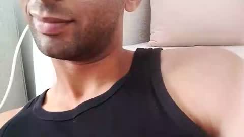 Snapshot of tunisiensexyguy chatting on November 1, 2:16 pm TunisienSexyGuy online show from November 1, 2:16 pm