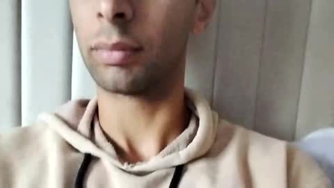 Snapshot of tunisiensexyguy chatting on December 3, 11:29 am TunisienSexyGuy online show from December 3, 11:29 am