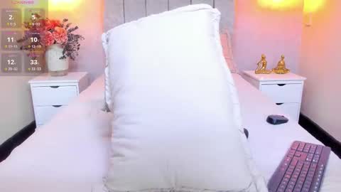 Snapshot of tutu_milf chatting on October 21, 7:28 pm tutu_milf online show from October 21, 7:28 pm