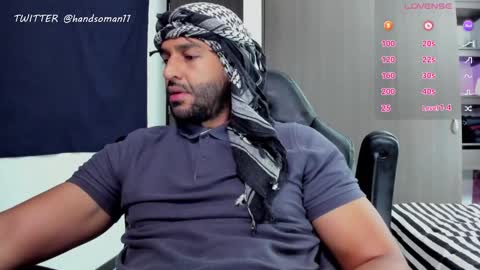 tuzzio1 online show from March 8, 9:51 pm