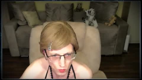 Clementine online show from January 18, 1:42 pm