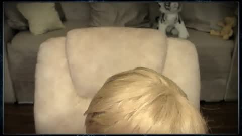 Clementine online show from November 28, 2:02 pm