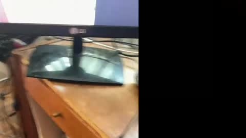 TwanTiwan online show from June 8, 8:15 am