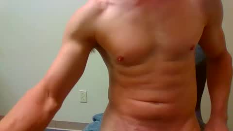 Snapshot of twayne29x chatting on January 20, 11:43 pm twayne29x online show from January 20, 11:43 pm