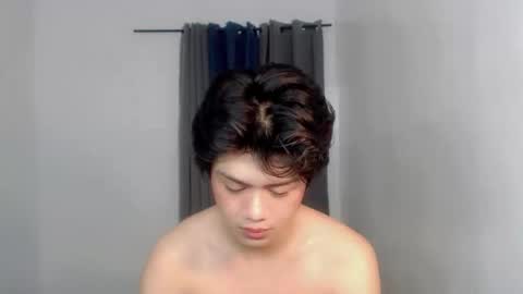 Snapshot of twink_blaze chatting on October 20, 6:40 am BLAZE online show from October 20, 6:40 am