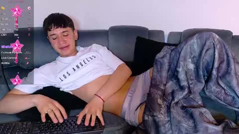 Mr Daren online show from November 28, 8:05 pm