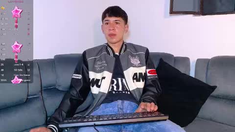 Mr Daren online show from November 12, 7:27 pm