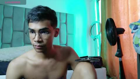 twinksecrets_ online show from April 19, 3:13 pm