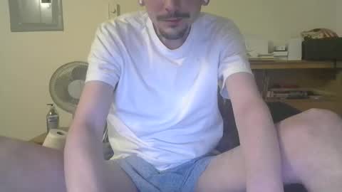 TwinkyMcgee online show from February 17, 7:51 am