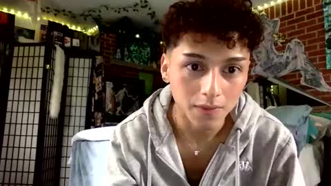 twinnkx online show from March 22, 4:00 pm