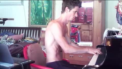 Snapshot of twoforallprivate chatting on October 24, 1:34 pm TobeBritta online show from October 24, 1:34 pm