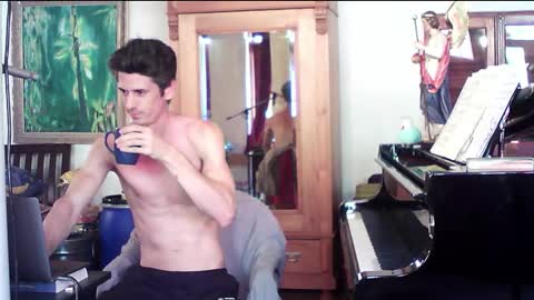 Snapshot of twoforallprivate chatting on February 2, 7:04 pm TobeBritta online show from February 2, 7:04 pm