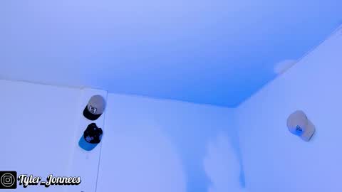 Tyler online show from November 22, 11:24 pm