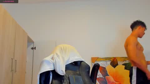     online show from January 31, 4:59 pm