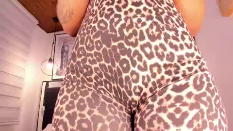       online show from October 17, 4:49 am