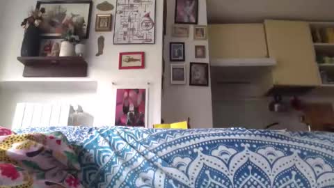 yu feetlover online show from April 14, 9:56 am