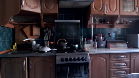 Ulyana online show from April 4, 6:31 am