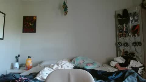 Andrew online show from April 14, 10:46 pm