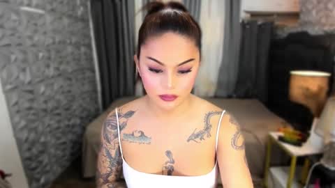 Lady tan online show from February 10, 4:41 am