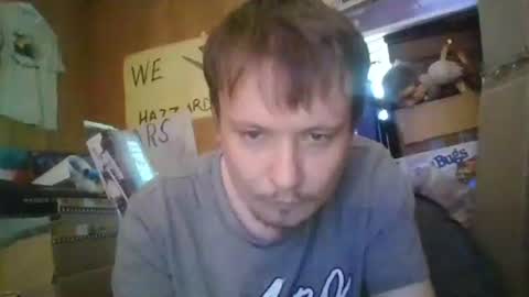 Snapshot of uncut929 chatting on October 19, 8:24 pm uncut929 online show from October 19, 8:24 pm