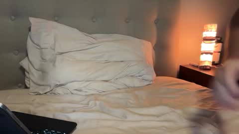 uncutnudist online show from November 19, 2:11 am